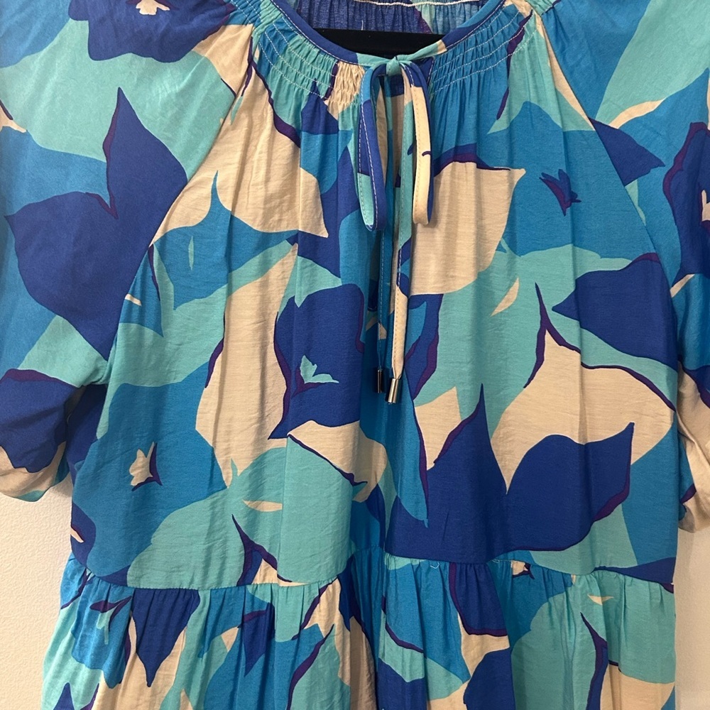 ENTRO City Escape Mini Tiered Dress Blue Floral Boho Flowy Preppy Flirty NWOT - Picture 4 of 9